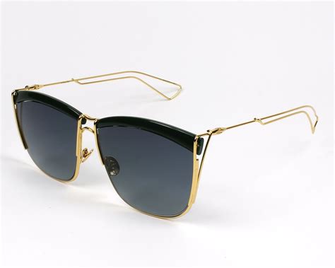 lunette soleil christian dior|Christian Dior oversized sunglasses.